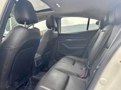 Mazda3 Axela 2.0L Automatic Premium Edition - ფოტო 8