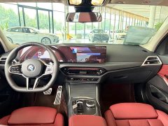 BMW 3 Series 325Li M Sport Package - ფოტო 8