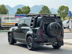 Land Rover Defender 2023 110 3.0T P400 Dark Edition - ფოტო 4