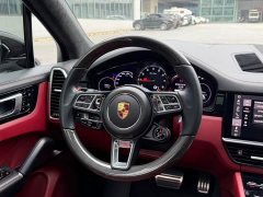 Porsche 2020 Cayenne Turbo 4.0T - ფოტო 10