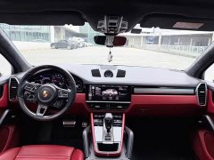 Porsche 2020 Cayenne Turbo 4.0T - ფოტო 9