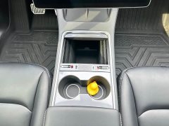 Tesla Model Y Rear-Wheel Drive - ფოტო 17
