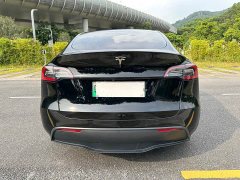 Tesla Model Y Rear-Wheel Drive - ფოტო 5
