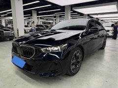 BMW 5 Series 530Li Luxury M Sport Package - ფოტო 1