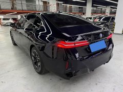 BMW 5 Series 530Li Luxury M Sport Package - ფოტო 20