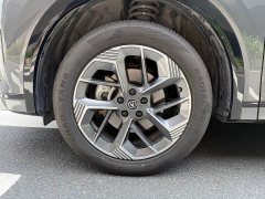 Changan CS75 PLUS 2025 Fourth Generation 1.5T New Blue Whale Intelligent Premium Edition - ფოტო 5