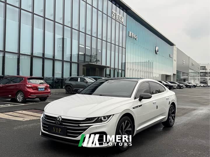 Volkswagen CC 380TSI Eye-Catching Edition