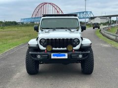 Jeep Gladiator 2022 3.6L Pioneer Edition - ფოტო 2