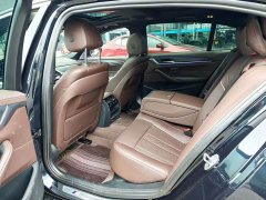BMW 5 Series 530Li Luxury M Sport Package - ფოტო 5