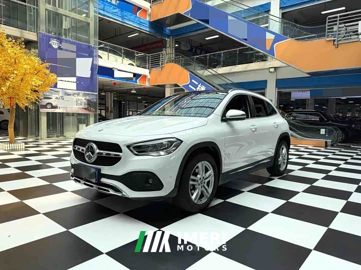 Mercedes-Benz GLA Facelift GLA 180 - ავტომობილი ჩინეთიდან