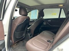 BMW X1 sDrive20Li Fashion Edition - ფოტო 9
