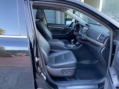 Toyota Highlander 2.0T AWD Knight Edition 7-Seater - ფოტო 13