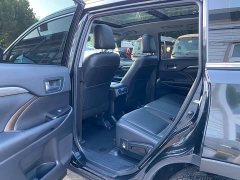 Toyota Highlander 2.0T AWD Knight Edition 7-Seater - ფოტო 6