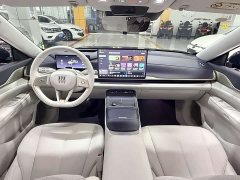 Buick Zhijing L7 Extended Range Avvia - ფოტო 12