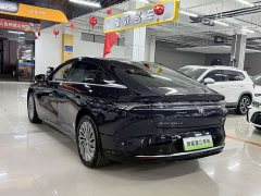 Buick Zhijing L7 Extended Range Avvia - ფოტო 6