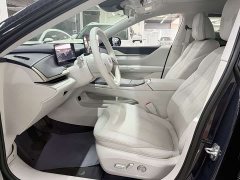 Buick Zhijing L7 Extended Range Avvia - ფოტო 8