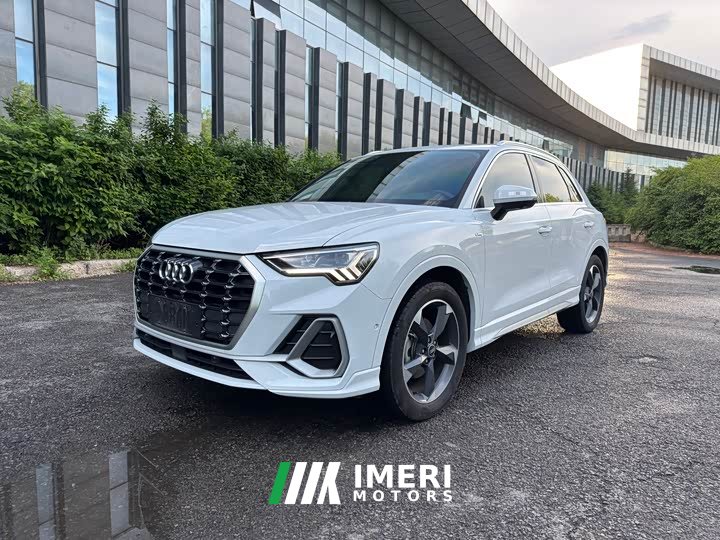 Audi Q3 35 TFSI Sport Dynamic Edition 1.4T