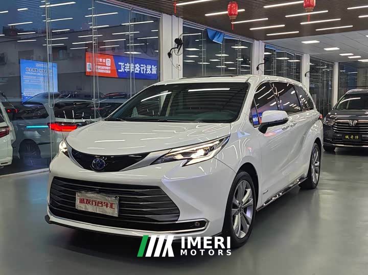 Toyota Sienna 2.5L Hybrid Premium Edition - ავტომობილი ჩინეთიდან