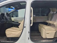 Toyota Sienna 2.5L Hybrid Premium Edition - ფოტო 5