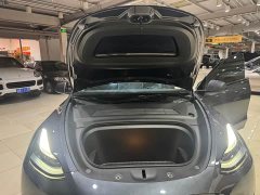 Tesla Model Y Rear-Wheel Drive - ფოტო 14