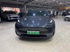 Tesla Model Y Rear-Wheel Drive - ფოტო 2
