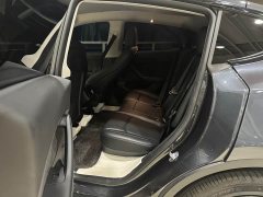 Tesla Model Y Rear-Wheel Drive - ფოტო 7