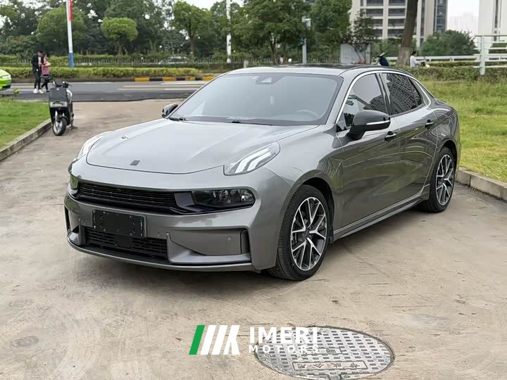 Lynk & Co 03 1.5T DCT Jìn Champion Edition