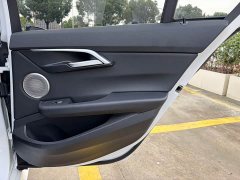 BMW 1 Series 120i M Sport - ფოტო 17