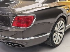 Bentley Flying Spur 2022 4.0T V8 Mulliner - ფოტო 8