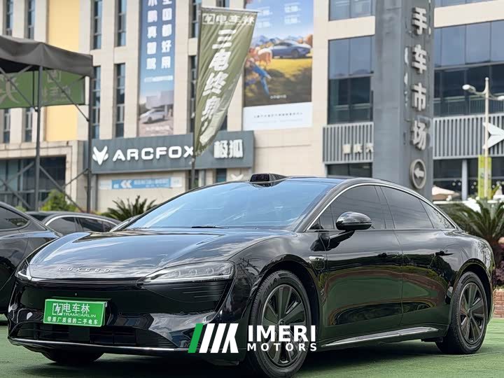 Luxeed Zhiji S7 Max - ავტომობილი ჩინეთიდან