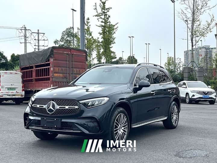 Mercedes-Benz GLC 300 L 4MATIC Dynamic 5-Seater