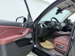 BMW X5 xDrive 30Li M Sport Luxury Night Edition Package - ფოტო 5