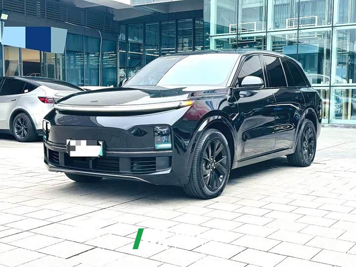 Li Auto L8 Pro