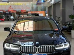 BMW 5 Series 530Li Premier M Sport Package - ფოტო 2