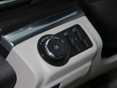 Buick GL8 Land Business Class 652T Luxury - ფოტო 17
