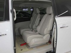 Buick GL8 Land Business Class 652T Luxury - ფოტო 5