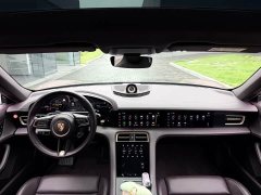Porsche Taycan - ფოტო 8