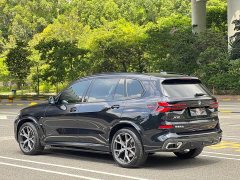 BMW X5 xDrive 30Li M Sport Luxury Night Edition Package - ფოტო 3
