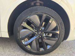 Li Auto L6 Pro - ფოტო 16