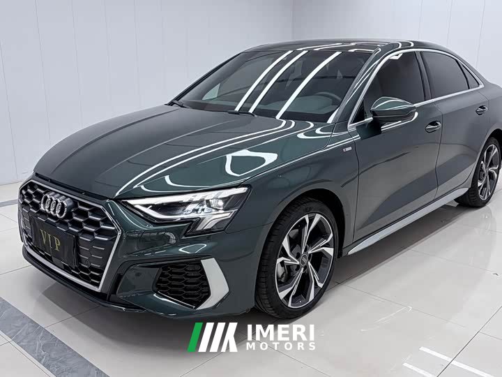 Audi A3 A3L Limousine 35 TFSI Luxury Sport - ავტომობილი ჩინეთიდან