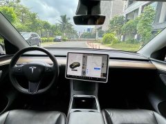 Tesla Model Y Standard Range RWD - ფოტო 4
