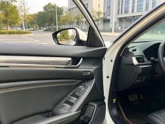 Honda Accord 2022 Sharp Hybrid 2.0L Phantom Night Sharp Intelligent Edition - ფოტო 8