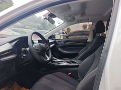 SAIC MG i5 1.5L CVT Star Shine Edition - ფოტო 10