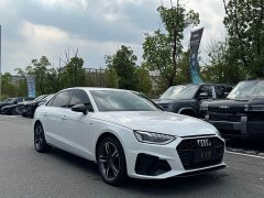 Audi A4L 40 TFSI Luxury Dynamic - ფოტო 3