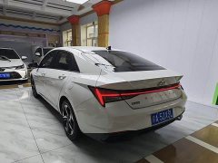 Hyundai Elantra 1.5L CVT Luxury - ფოტო 14