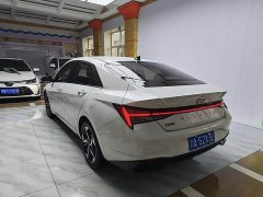 Hyundai Elantra 1.5L CVT Luxury - ფოტო 6