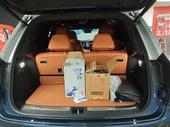 AITO M9 Extended Range Ultra 42kWh 6-Seater - ფოტო 7