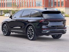 Lincoln Explorer 2023 2.0T AWD Elite - ფოტო 9