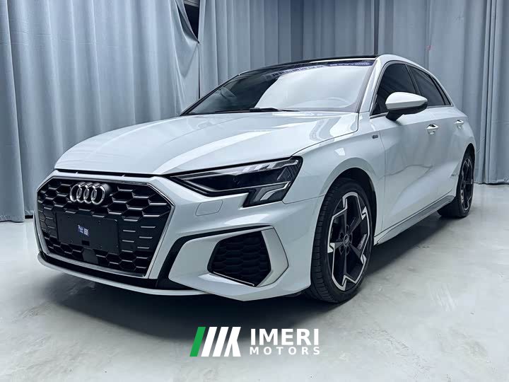 Audi A3 Facelift Sportback 35 TFSI Luxury Sport - ავტომობილი ჩინეთიდან
