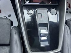 Audi A3 Facelift Sportback 35 TFSI Luxury Sport - ფოტო 10